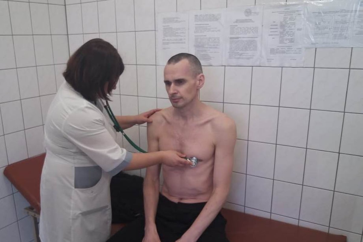 В России заключенных принудительно кормят по нормам 1958 года, методы —  пыточные - Delfi RU