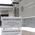 JAV ambasada Ukrainoje ragina savo piliečius apsvarstyti galimybę išvykti jau dabar