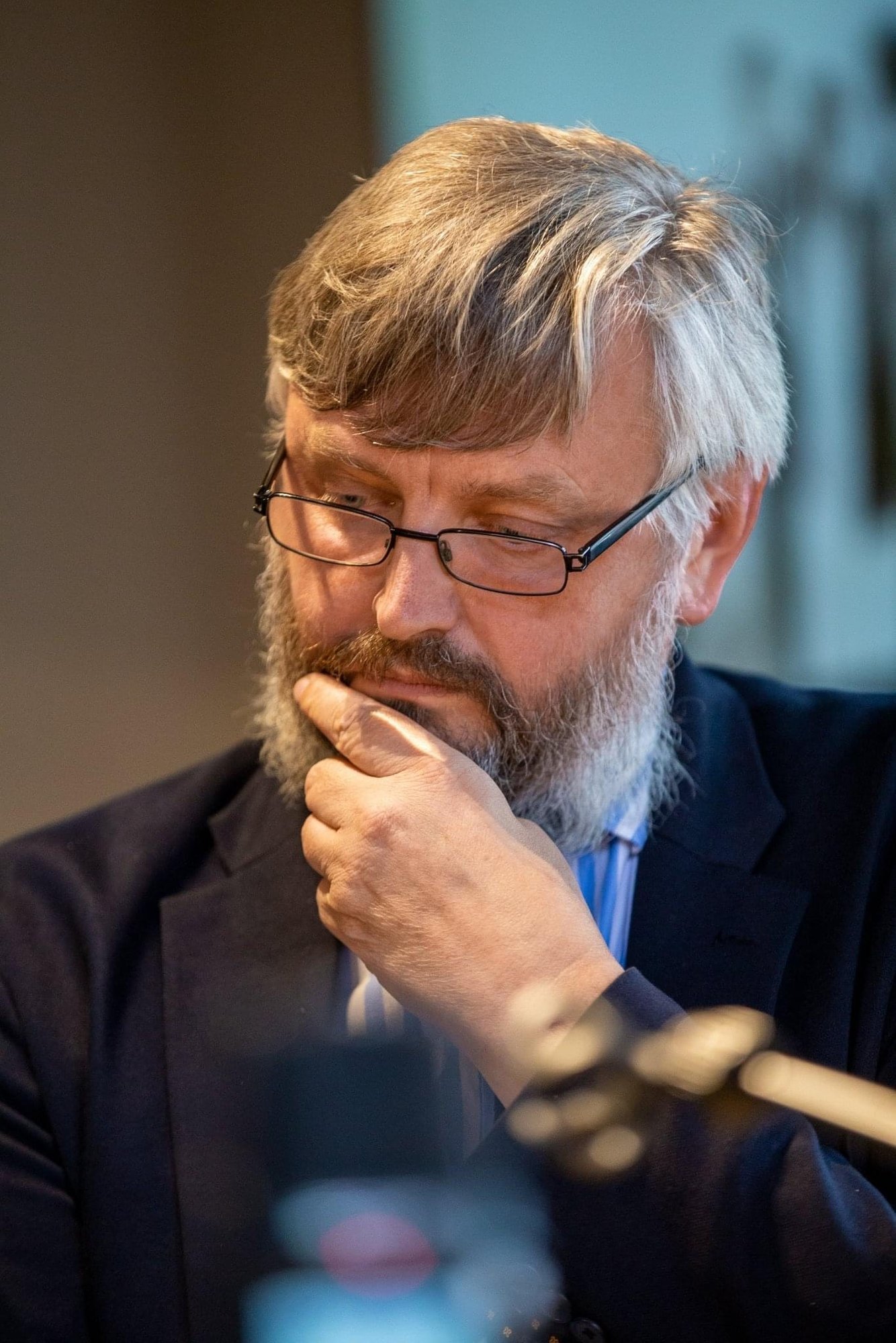 \"Цирк и абсурд\" – украинский режиссер Сергей Лозница в Литве высказался ...