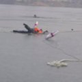 Kinijoje nufilmuota, kaip iš užšalusio ežero gelbėjamas vyras