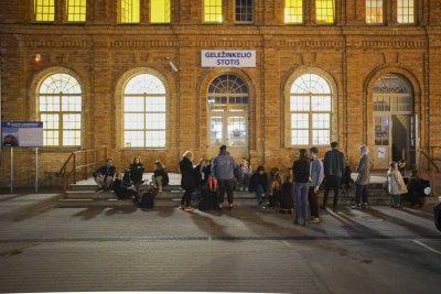 Parodos „2 0 9 0“ atidarymas susitikimų erdvėje „Lokomotif“