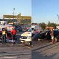 Didelė avarija Vilniuje – GMP susidūrė su „Mercedes Benz“ ir apvirto ant šono, du medikai ir pacientas ligoninėje
