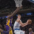 Latvio K. Porzingio dvigubas dublis padėjo „Knicks“ parblokšti „Lakers“