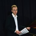 Jaunas pianistas Simonas Miknius: noriu žmonėms suteikti džiaugsmą per muziką