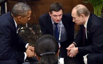 Barackas Obama ir Vladimiras Putinas tariasi dėl Sirijos