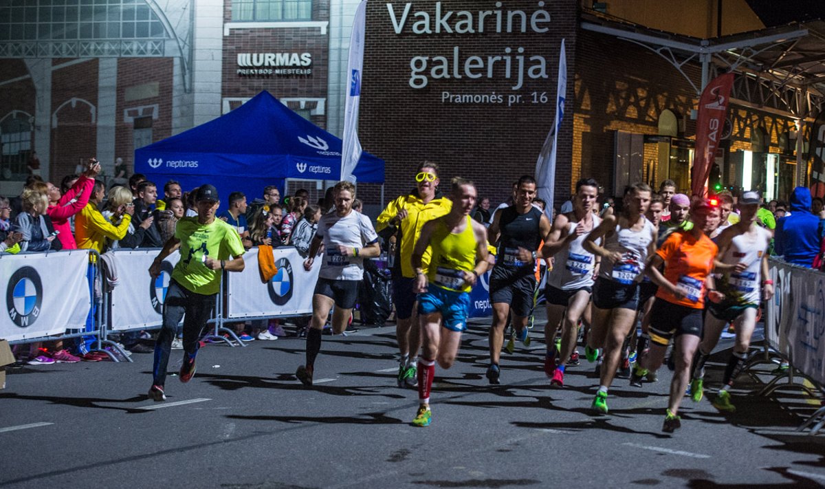 Kaune vyko tradicinis „Naktinis Urmo bėgimas“