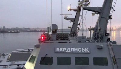 Ukrainos šarvuotasis kateris „Berdiansk“ Kerčės uoste