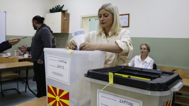 Svarbūs rinkimai Šiaurės Makedonijoje gali apversti santykius su ES kaimynėmis