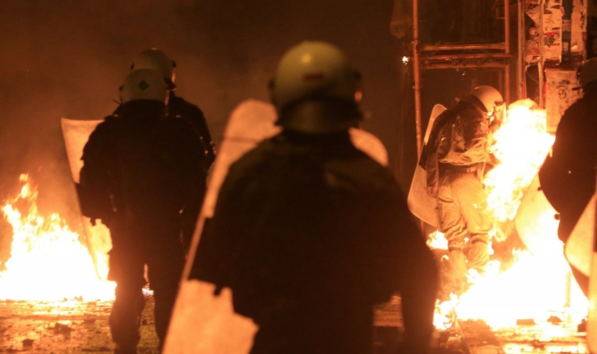 Graikijoje per protestus sulaikyta daugiau nei 100 žmonių