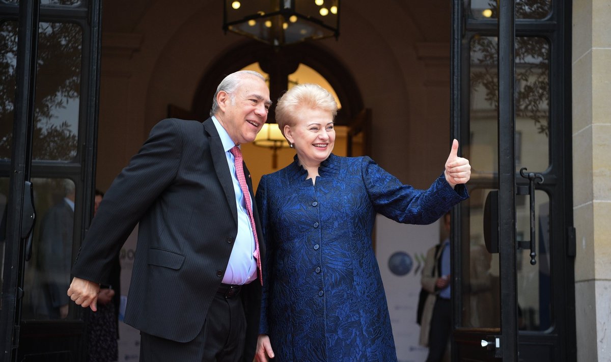 Dalia Grybauskaitė ir EBPO generalinis sekretorius Angeliu Gurria
