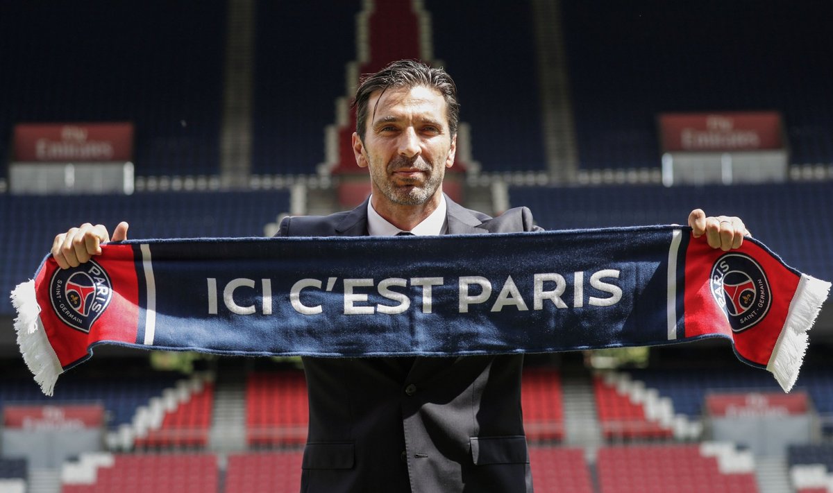 Gianluigi Buffonas oficialiai pristatytas PSG komandoje