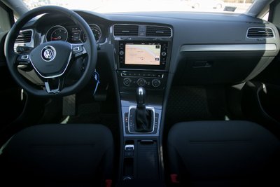 Modernizuoto "Volkswagen Golf" interjeras