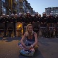 Serbijos policija areštavo 18 demonstrantų