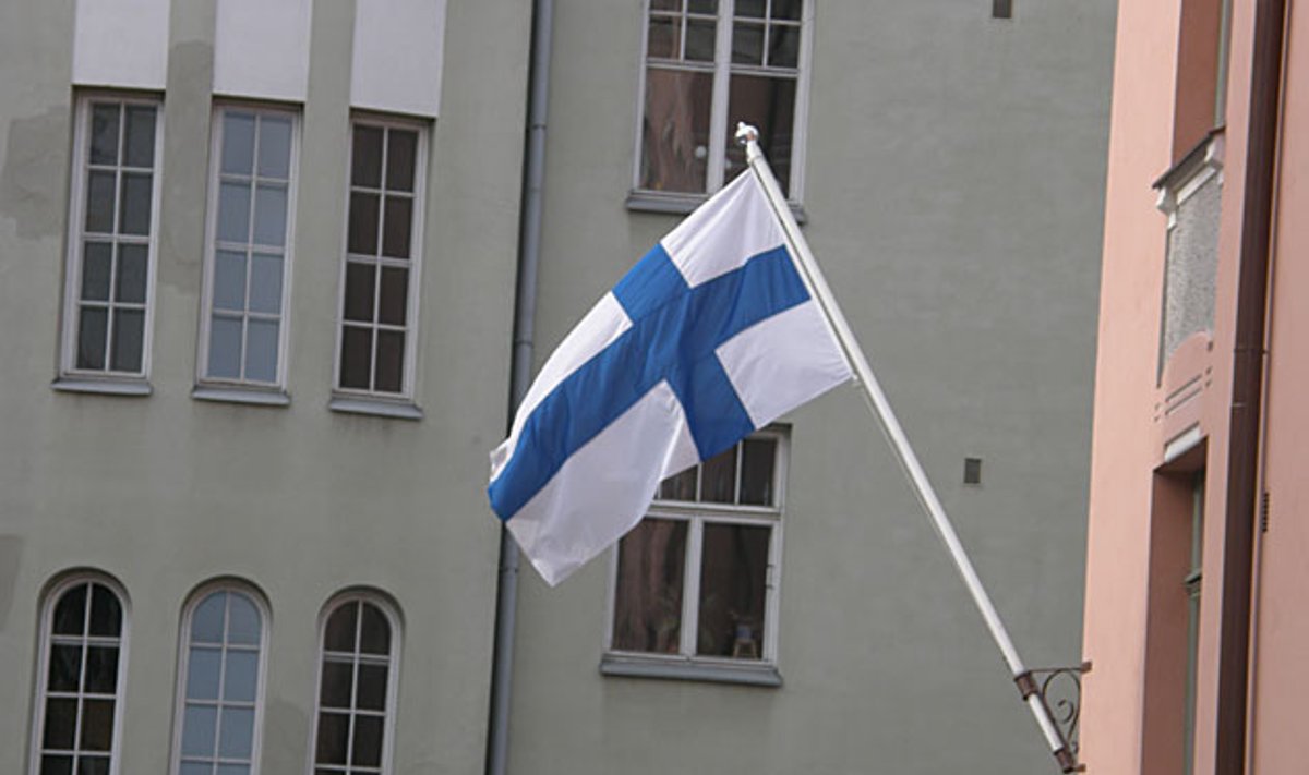 Suomijos vėliava