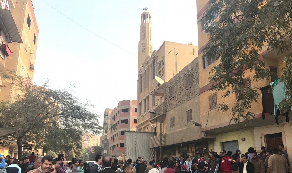 Bažnyčia Kairo priemiestyje po išpuolio