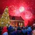 Raudondvario dvare įžiebiama Kalėdų eglė – prasideda ledo skulptūrų festivalis