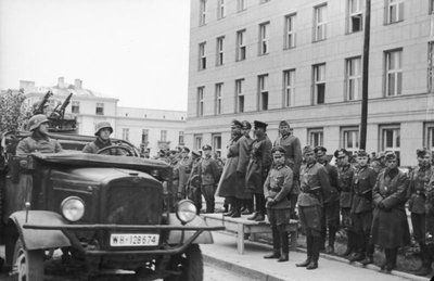 Bendras sovietų ir nacių paradas Brest-Litovske