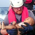 Nuskendusio vaiko nuotrauka - dar vienas smūgis Europai, neišsprendžiančiai pabėgėlių krizės
