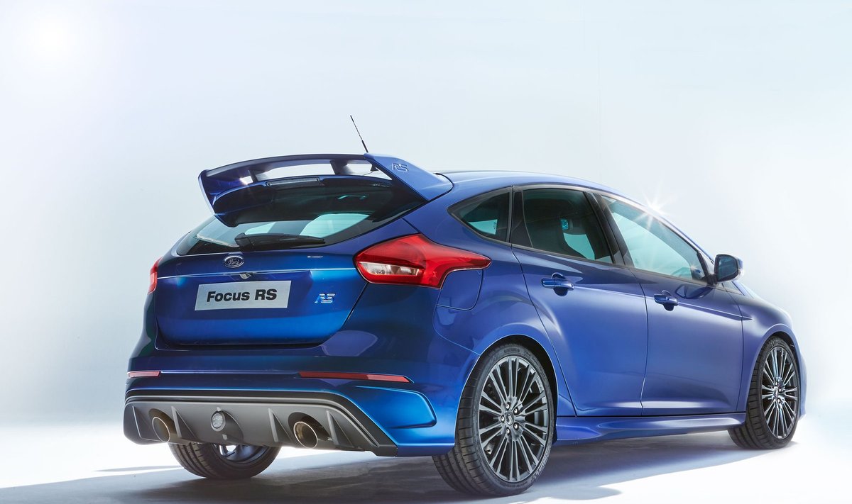 "Ford Focus RS"