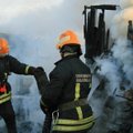 Vilniaus r. iš degančio garažo automobilį gelbėjęs vyras apsinuodijo dūmais