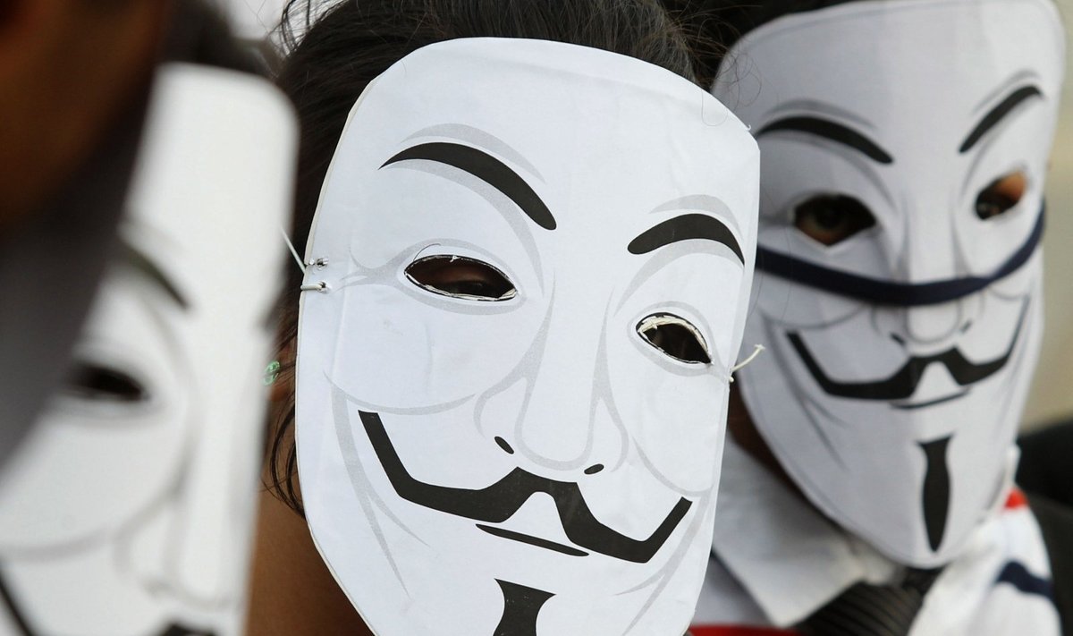"Anonymous" programišiai