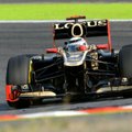„Renault“ oficialiai įsigijo „Lotus“ komandą