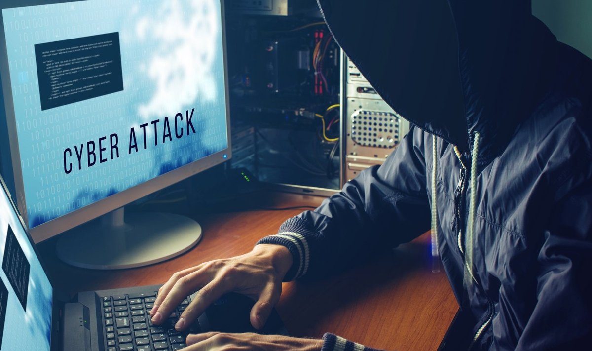 hakeris programišius kibernetinė ataka fake news melagingos naujienos