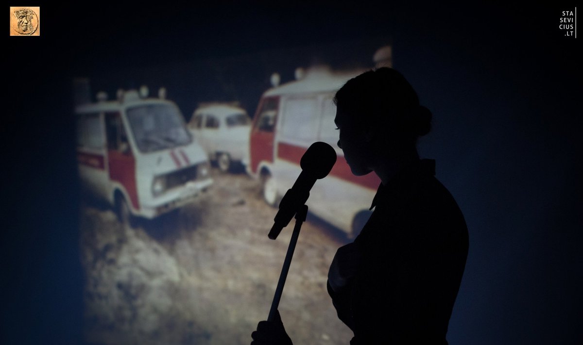Scena iš spektaklio "Černobylio malda"