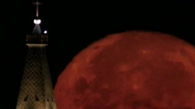 Šiąnakt pasirodęs supermėnulis vadinamas Eršketų Mėnuliu