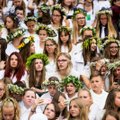 Moksleivių dainų šventė: aplinkinių gyventojų dalyvavimas privalomas?