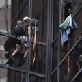Niujorke vyras bandė įkopti į dangoraižį „Trump Tower“ ir susitikti su D. Trumpu