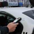 Kaune įkliuvo labai girtas policininkas