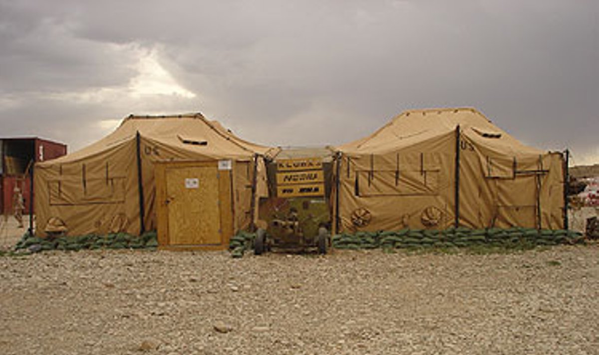 Lietuvos karių klubas stovykloje Afganistane