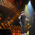 Liūdna žinia „AC/DC“ gerbėjams: scenoje nebepasirodys vokalistas B. Johnsonas