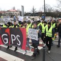 В Каунасе протестовали не получающие зарплату турки: они обесчестили нас