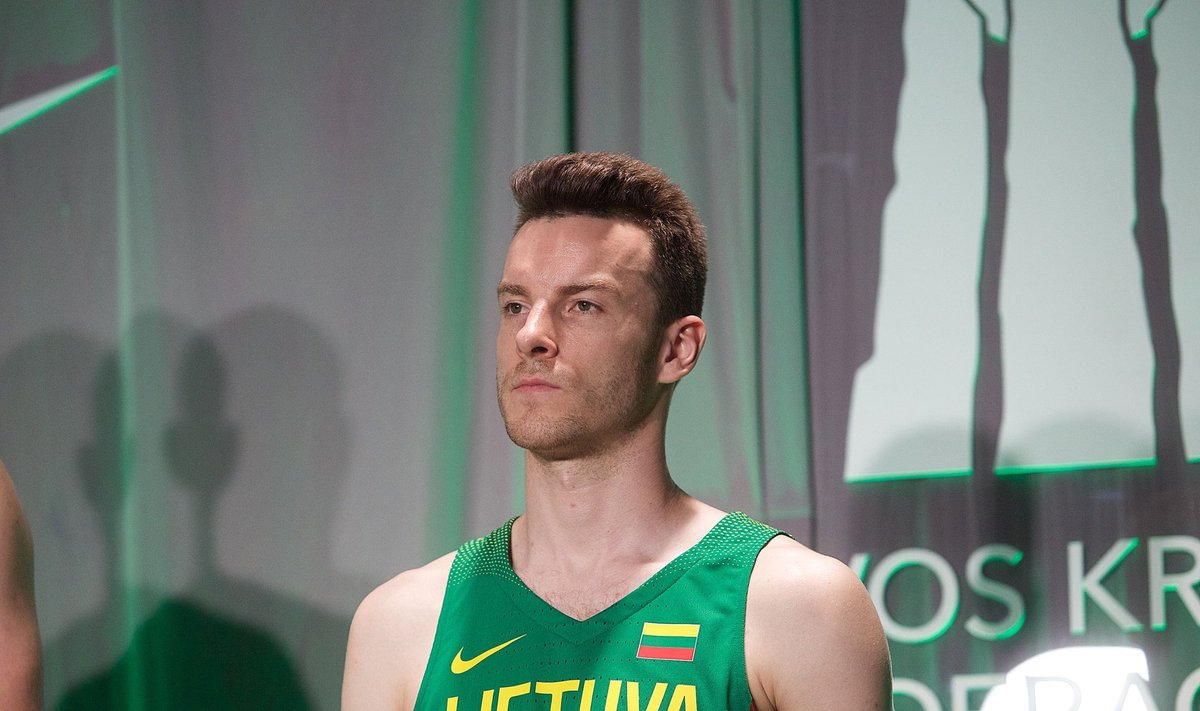 Lietuvos krepšinio rinktinės olimpinės aprangos pristatymas