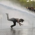 Turkijoje esanti lietuvė: į demonstrantus purškiamos ašarinės dujos, nukreipiamos vandens srovės