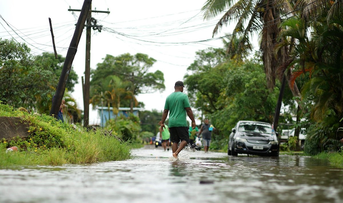 „Superciklonui“ Fidžyje šluojant nuo žemės ištisus kaimus žuvo du žmonės