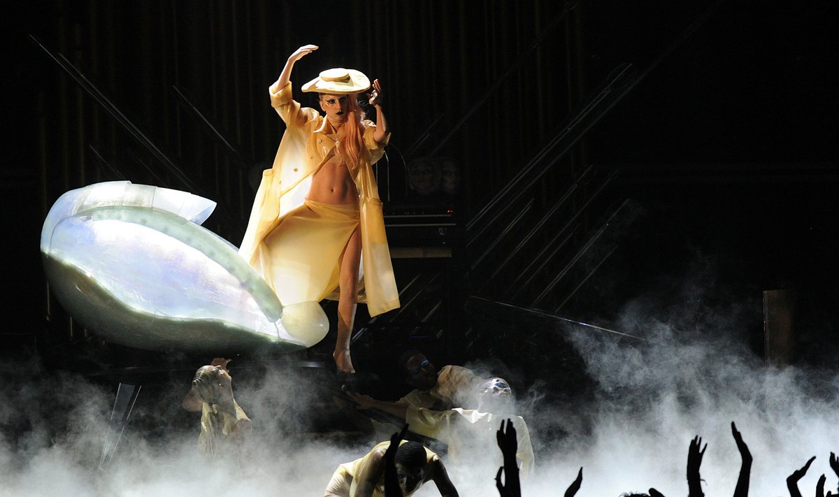 Lady Gaga ,,Grammy" apdovanojimuose