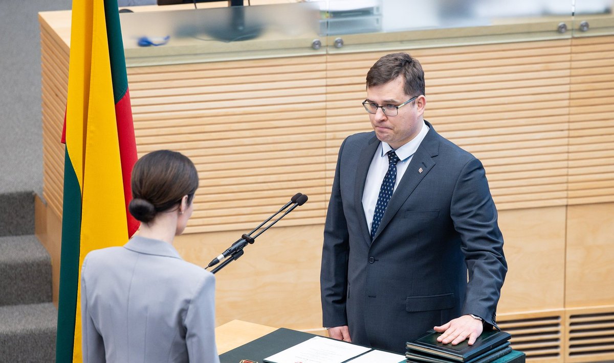 Lithuania’s new Minister of National Defence Laurynas Kasčiūnas took oath in parliament