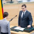 New defmin takes oath in Seimas