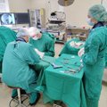Kreivai po lūžio sugijusį kaulą Vilnius medikai atstatė, atlikę ypatingą operaciją: pirmą tokią Lietuvoje