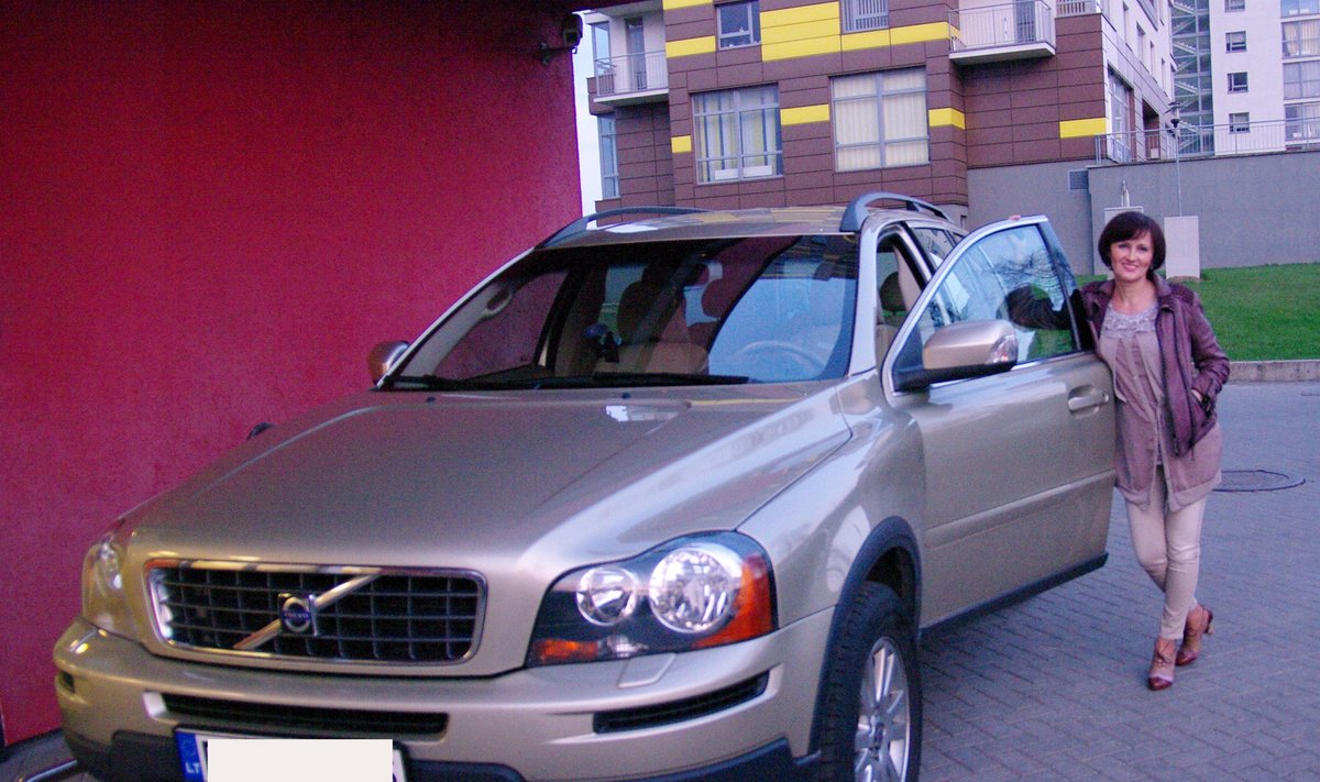 Laima Lapkauskaitė ir jos "Volvo XC90"