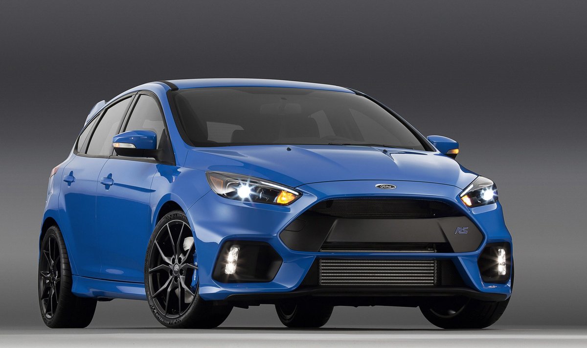 "Ford Focus RS"