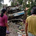 Filipinuose per sunkvežimio avariją žuvo mažiausiai 11 žmonių