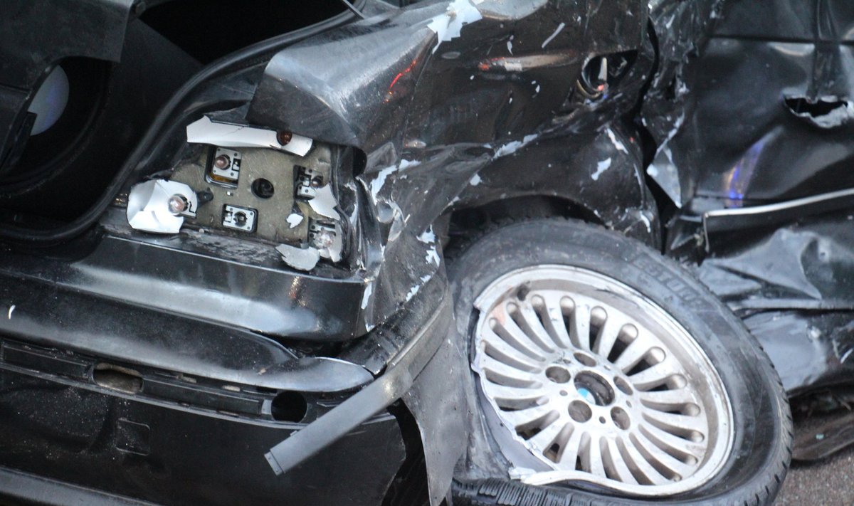 Klaipėdoje per avariją žuvo BMW vairuotojas