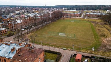 Po ilgų metų Kaune atgimė istorinis futbolo stadionas