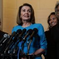Nancy Pelosi perrinkta JAV Kongreso demokratų lydere ir sieks tapti Atstovų Rūmų pirmininke
