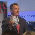 A.Schwarzeneggeris Frankfurto knygų mugėje pristatė savo autobiografiją