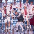 „Eurovizijos“ scenoje Rusijai žinutę pasiuntęs Verka Serdiučka pateko į kuriozišką situaciją: batas nuskrido į minią